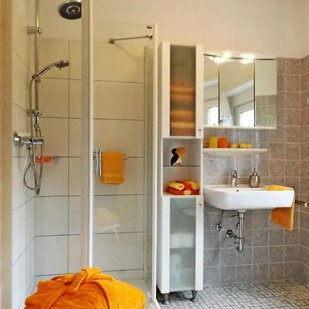 With 1 Bedroom Ботель *